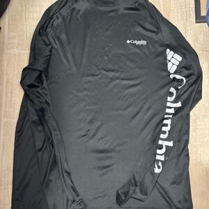 Columbia Black Performance Crew Neck Shirt